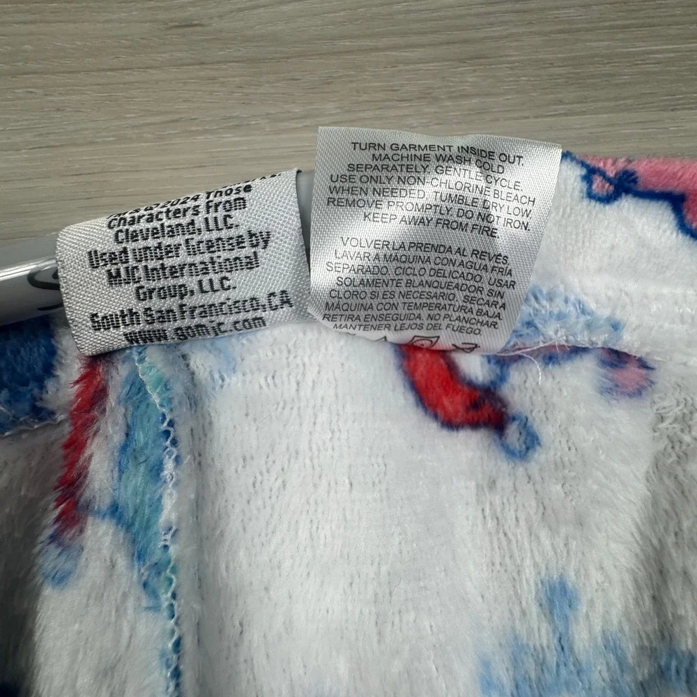Care Bears wrap yourself